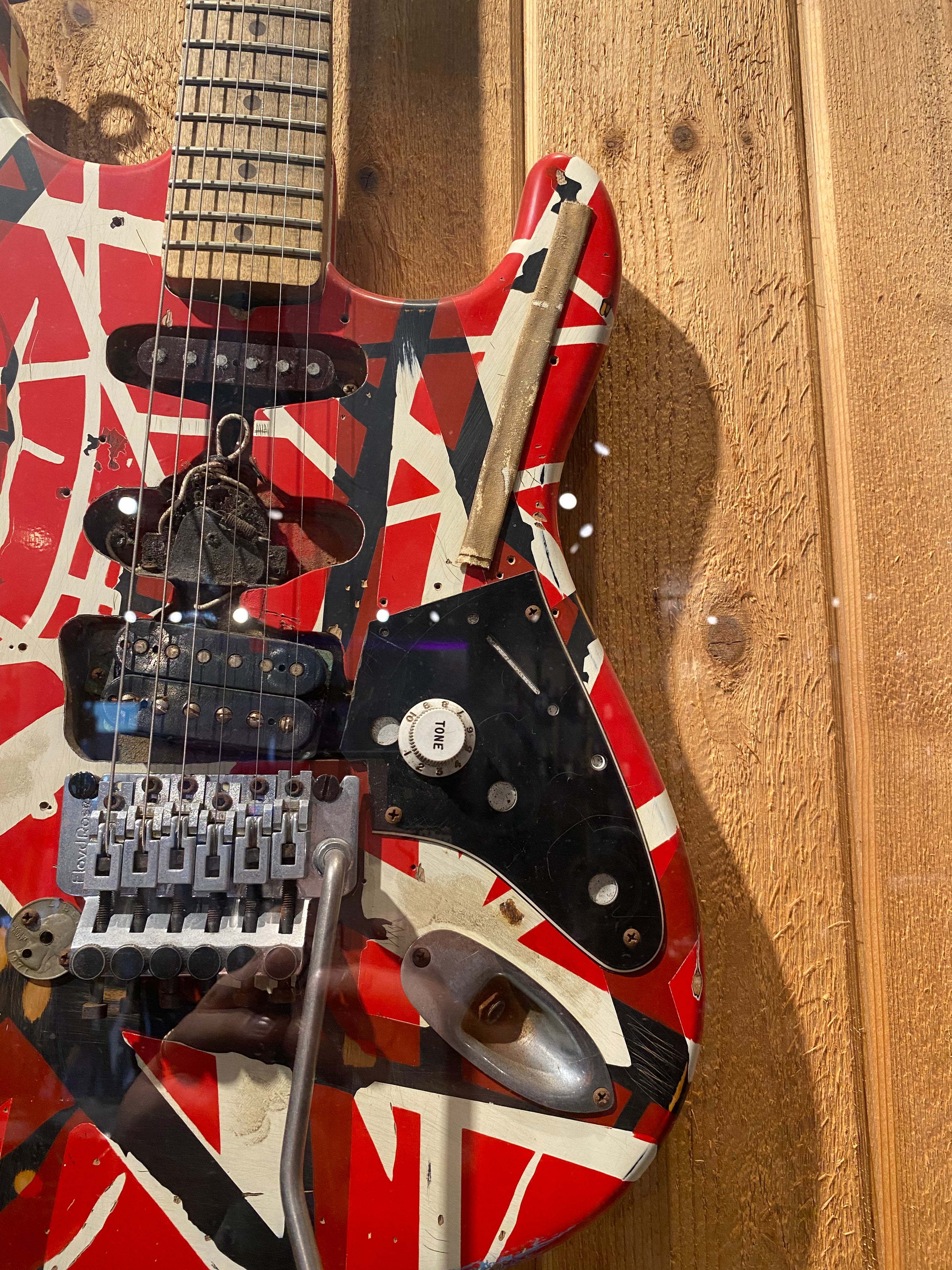 Pro-Series M1 | Gitarrenkabelbaum mit einem Tonabnehmer