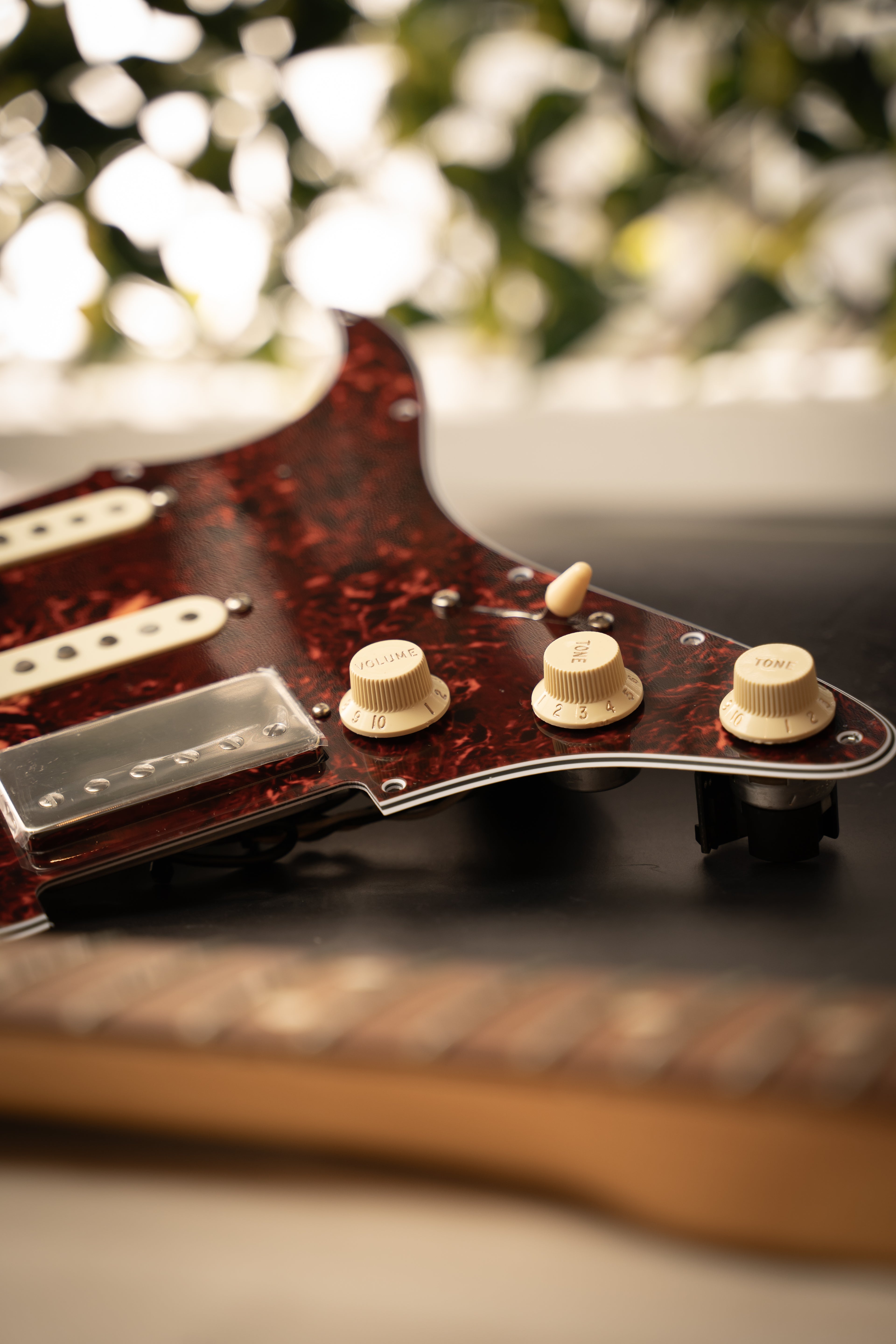 Custom Works: HSS Loaded Pickguard for Strat®