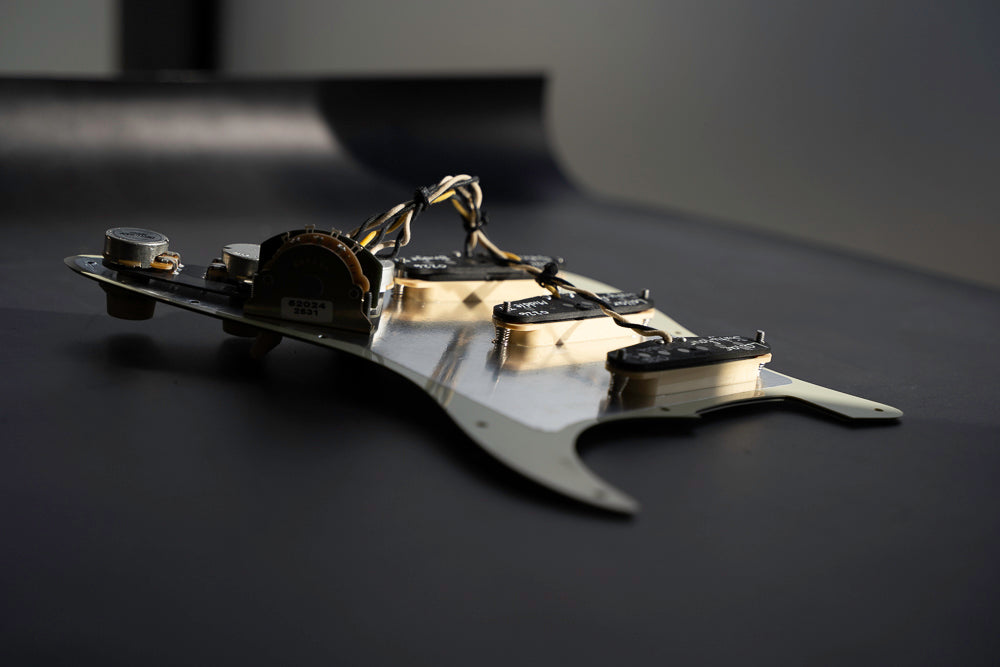 Custom Works: Lollar Loaded Pickguard for Strat®